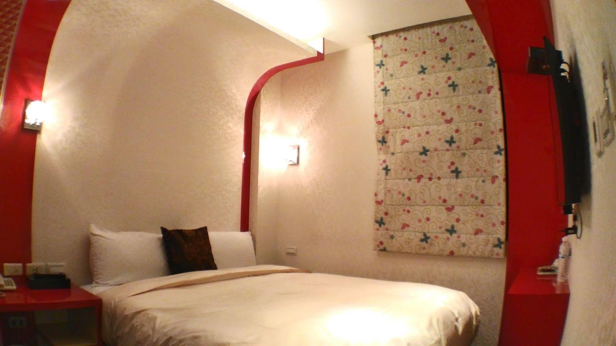 Lio Hotel - Ximending Taipei Exterior photo